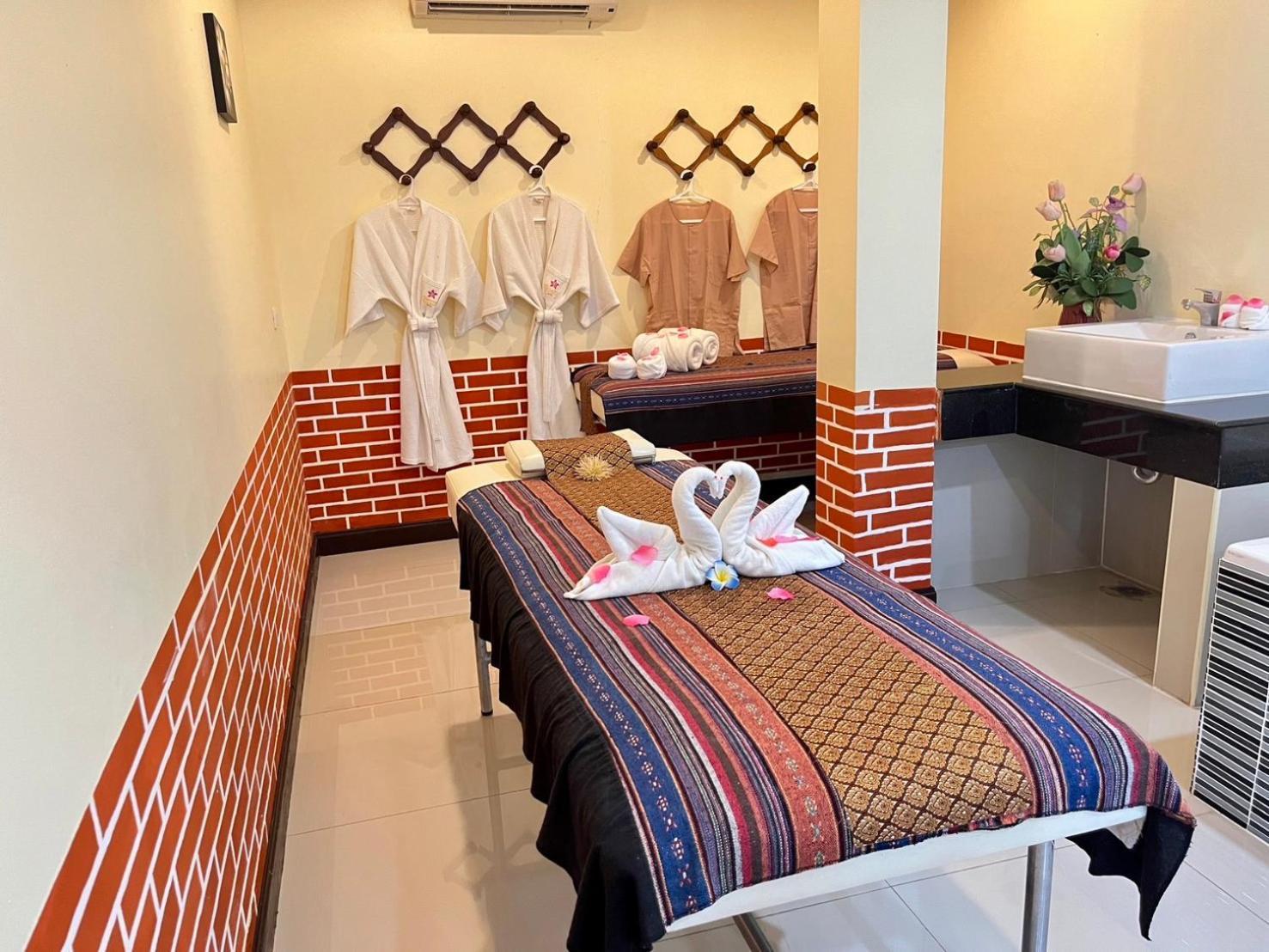 Saisawan Beach Luxury Hotel Na Chom Thian Dış mekan fotoğraf
